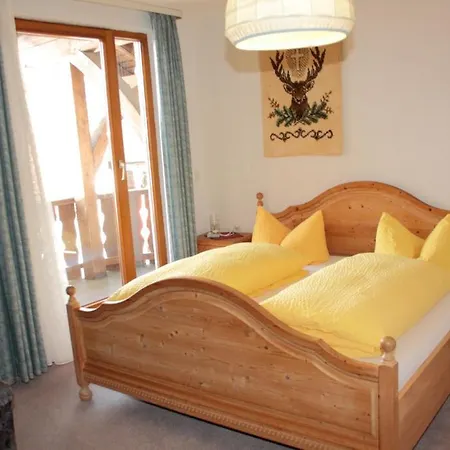 Szálloda Schwarzwald-gasthof Hirsch 3*